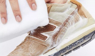 怎样快速干净洗鞋 洗鞋子怎样洗才有快干净