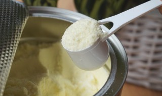 普通奶粉勺一勺多少克 一勺奶粉大约多少克