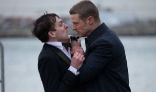 哥谭第一季小丑出现是在哪一集 哥谭主要讲述的什么故事