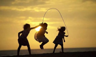 中考体育跳绳评分标准 中考体育跳绳评分标准简述