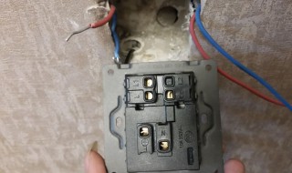 电排插座开关灯烧坏怎么修 教你怎么自己修