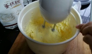 奶油打过了油水分离了怎么办 奶油打成水油分离了
