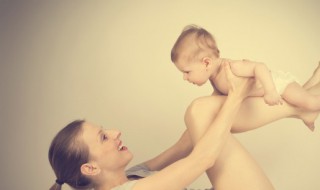 生完孩子如何做腰部拉伸运动（生完孩子如何做腰部拉伸运动瘦肚子）
