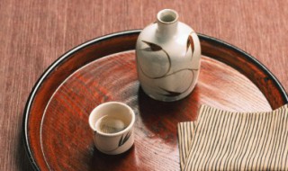 关于酒的句子唯美短句（关于酒的句子唯美短句英文）