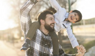 感恩爸爸句子简短（感恩爸爸句子简短英语）