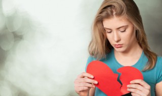 心痛到撕心裂肺的个性签名短句（心碎的个性签名短句子）