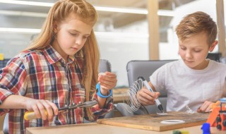 幼儿飞行棋玩做法步骤 幼儿飞行棋的玩法