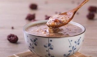 腊八节温馨祝福句子2021年（2021年腊八节祝福语大全简短）