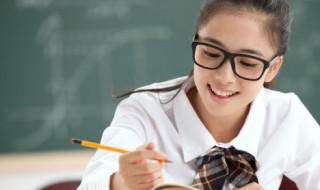 钱学森哪年被评为感动中国人物 钱学森被评为感动中国人物的时间