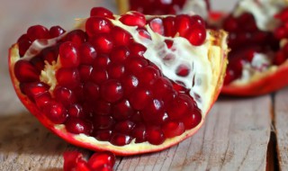 怎么剥开石榴 如何剥开石榴