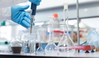 炼铁原理化学方程式 炼铁原理的化学方程式