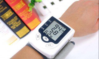 电子血压计怎么看数据再往上变化最高的数据是什么 电子血压计怎么用