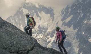 爬山省力的方法（爬山最快的方法）