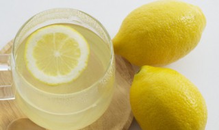 冰糖炖柠檬步骤（冰糖炖柠檬步骤图）