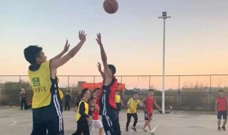 天天打篮球技巧（每天打篮球）