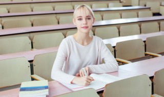 为五斗米折腰的意思 为五斗米折腰怎么理解