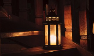 晚上用英语怎么读 晚上用英语如何读