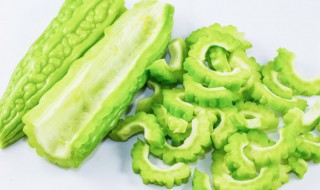 苦瓜没熟能吃吗 苦瓜没炒熟能吃吗