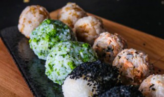 八宝饭的做法和配料 八宝饭的做法和配料介绍