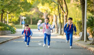 女人梦见孩子是什么意思(女人做梦梦见孩子是什么意思)