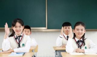 夜吟应觉月光寒的上一句是什么 夜吟应觉月光寒的上一句是什么生肖