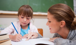 草字头加吕是什么字（草字头加吕是什么字怎么读）