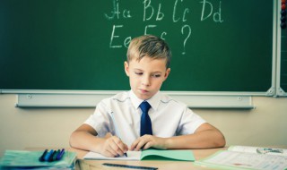 三加一笔是什么字 三加一笔是什么字有哪些字