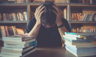 随性自然不奢望不强求的意思（不强求不奢求的意思）