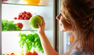 冰箱里面有异味怎么办（冰箱有异味该怎么办?）