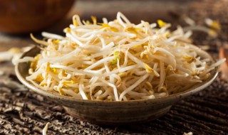 土豆丝豆芽韭菜怎么炒 土豆丝炒韭菜豆芽的做法