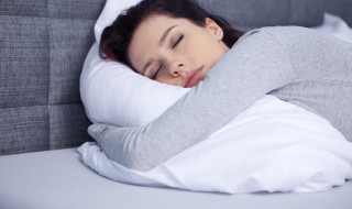 梦见自己身上流血是什么意思（梦见自己身上流血是什么意思女人）