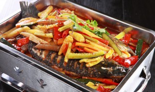 烤鱼的料怎么炒（炒烤鱼的料怎么炒）