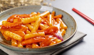 蟹年糕怎么炒 年糕炒蟹窍门