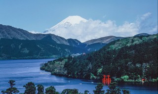 日本面积相当于中国哪个省（乌克兰面积相当于中国哪个省）