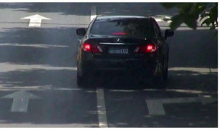 前车不走变道算违章吗 前车违规变道