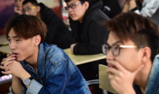 苯与溴水混合的现象是什么?为什么?（甲苯与溴水混合的现象）