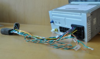 低配CD怎么改高配导航 导航一体机如何加装cd