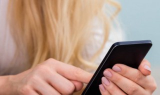 两个卡怎么设置使用哪个的流量 荣耀两个卡怎么设置使用哪个的流量