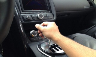 自动挡车没电可以走吗（自动挡的车没电了能推走吗）