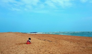 海南靠近什么海（海南靠近什么海边）