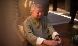 形容很规矩很庄重的词语（形容很规矩很庄重的词语一本正经是吗?）