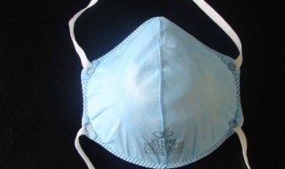 关于口罩的使用事项有哪些（关于口罩的使用事项有哪些英语）