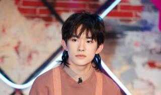 男生后面头发留长叫啥（男生后面留长发叫什么）