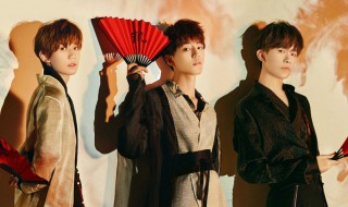 蓝海猖狂,下一句是什么? 蓝海猖狂下一句