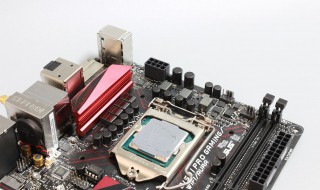 CPU是计算机的核心它是由什么组成的（CPU是计算机的核心部件它是由什么组成）