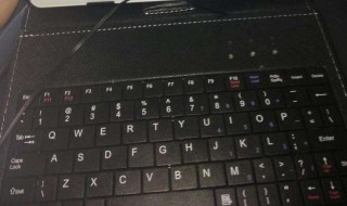 怎么让cf手游鼠标移动视角(cf电脑怎么移动视角)