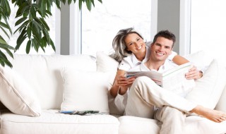 夫妻婚前财产属于共同财产吗（婚前的财产属于夫妻共同财产吗?）