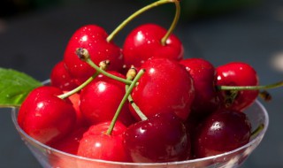 樱桃汁的功效与作用（樱桃汁的功效与作用及禁忌症）
