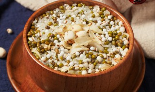 宝宝营养辅食（宝宝营养辅食大全）