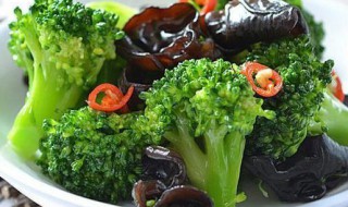 西兰花拌木耳 西兰花拌木耳的做法